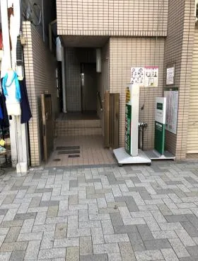 ヤマダビルの外観