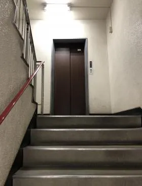 第2関根ビルの外観