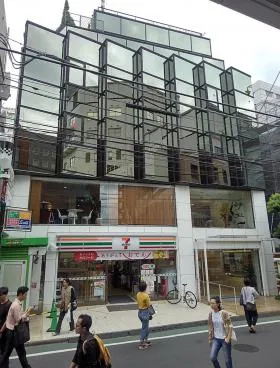 WES buildingの外観