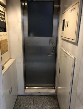 トーエイビルの外観