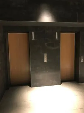 CIRCLES銀座ビルの外観