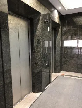エスエフ茅場町ビルの外観