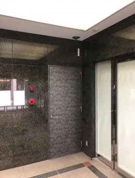 エスエフ茅場町ビルの外観