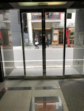 エスエフ茅場町ビルの外観