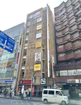 小滝橋パシフィカビルの外観