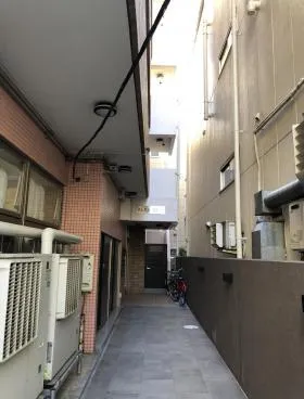 アルファサイトビルの外観