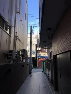 アルファサイトビルの外観