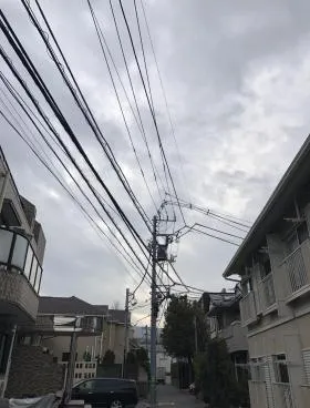 ドルチェ鉢山ビルの外観