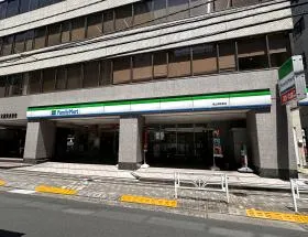 ファミリーマート