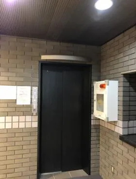 番町YMビルの外観