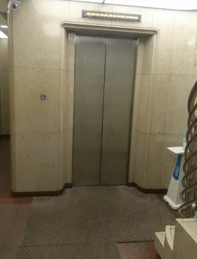 1東洋海事ビルの外観