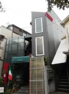 O-FLATSビルの外観