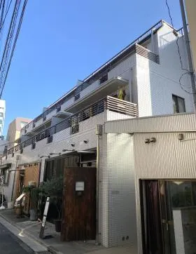 フロスバード広尾ビルの外観
