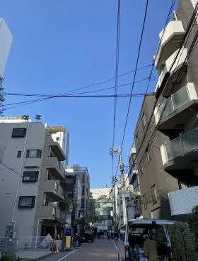 フロスバード広尾ビルの外観