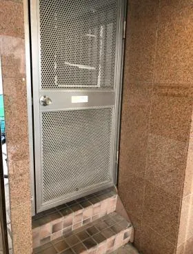 OTAYAビルの外観