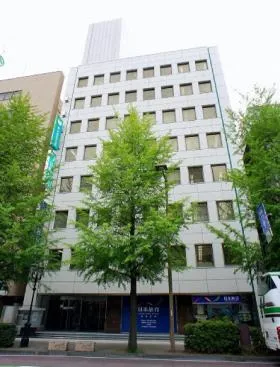 明治安田生命新潟駅前ビルの外観