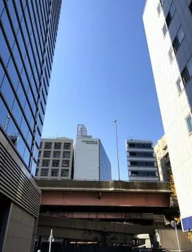 エムビルの外観