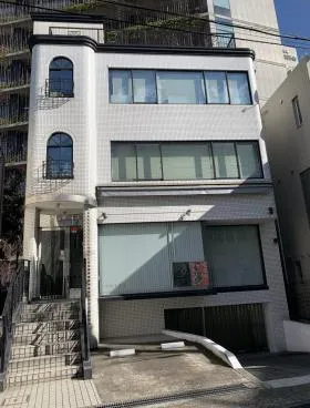 三澤ビルの外観