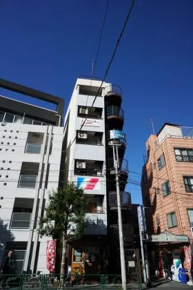 SEKビルの外観