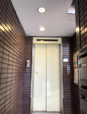 SEKビルの外観