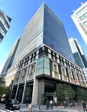室町古河三井ビルディングの外観