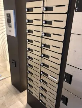 tanneビルの外観