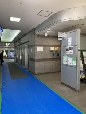 神奈川中小企業センタービルの外観