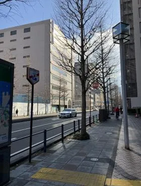 京阪横浜ビルの外観