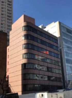 名駅錦橋ビルの外観