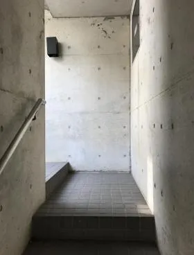 佐藤ハウスビルの外観