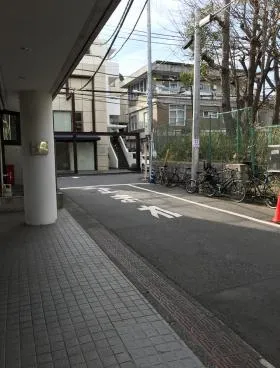 佐藤ハウスビルの外観