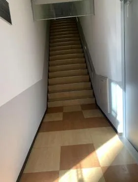 VELUTINA馬車道ビルの外観