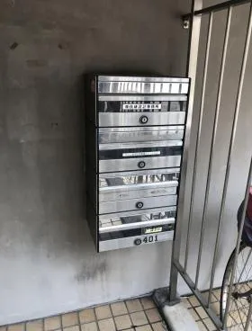 TH左門町ビルの外観
