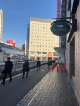 アレアレア2ビルの外観