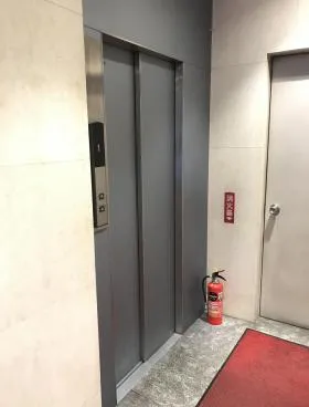 河野ビルの外観