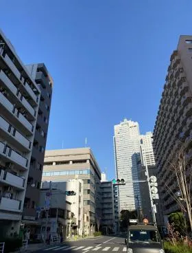 興和住生築地ビルの外観