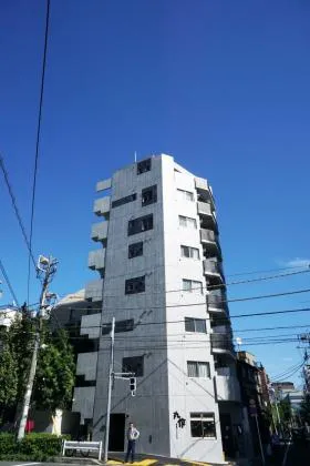 イースプレアデスビルの外観