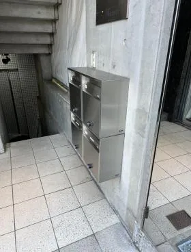 和秀ビルの外観