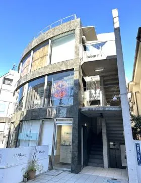 和秀ビルの外観