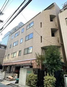 メゾン115ビルの外観