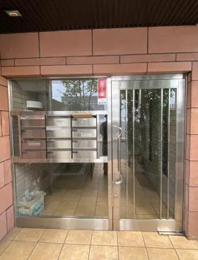メゾン115ビルの外観