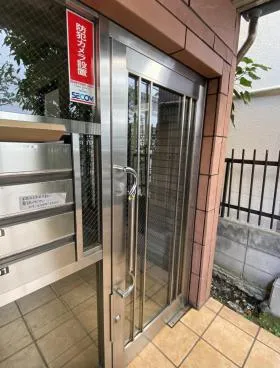 メゾン115ビルの外観