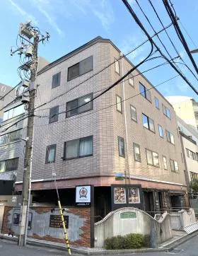 メゾン115ビルの外観