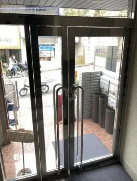 松本ビルの外観