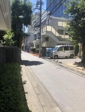 小塚ハイツビルの外観