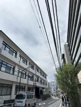 ジュニア千駄ヶ谷ビルの外観