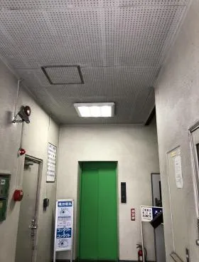 協栄ビルの外観