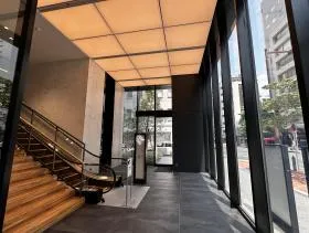新虎安田ビルの外観
