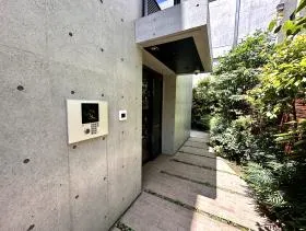 ザ・トライベッカ代官山の外観