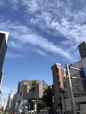 神宮ハイツビルの外観